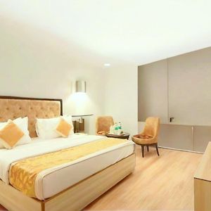 Hotel Almora Inn - Near By Delhi International Airport - With Free Airport Pickup And Drop
